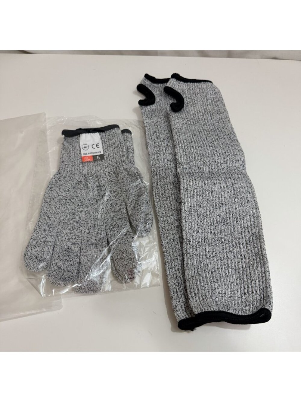 CE Level 5 Cut Resistant Gloves & Protective Arm Sleeves 2-Piece Set